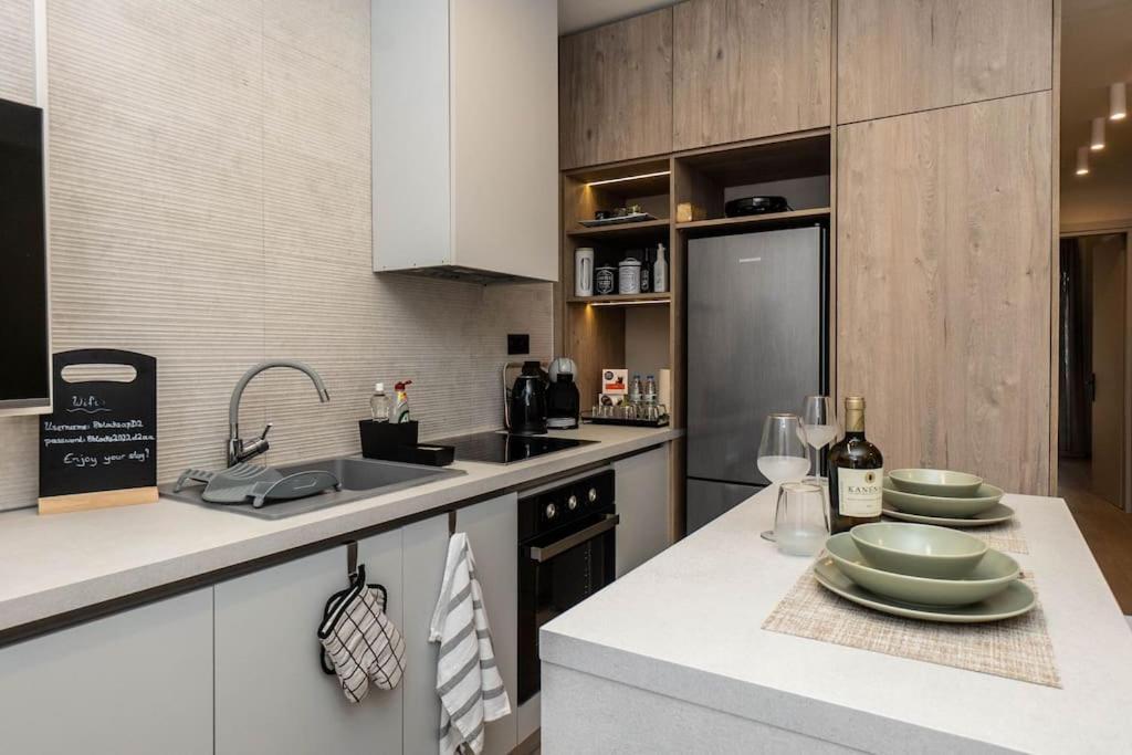 8 Blocks Apartments 1A أليكسانثيربوليس المظهر الخارجي الصورة